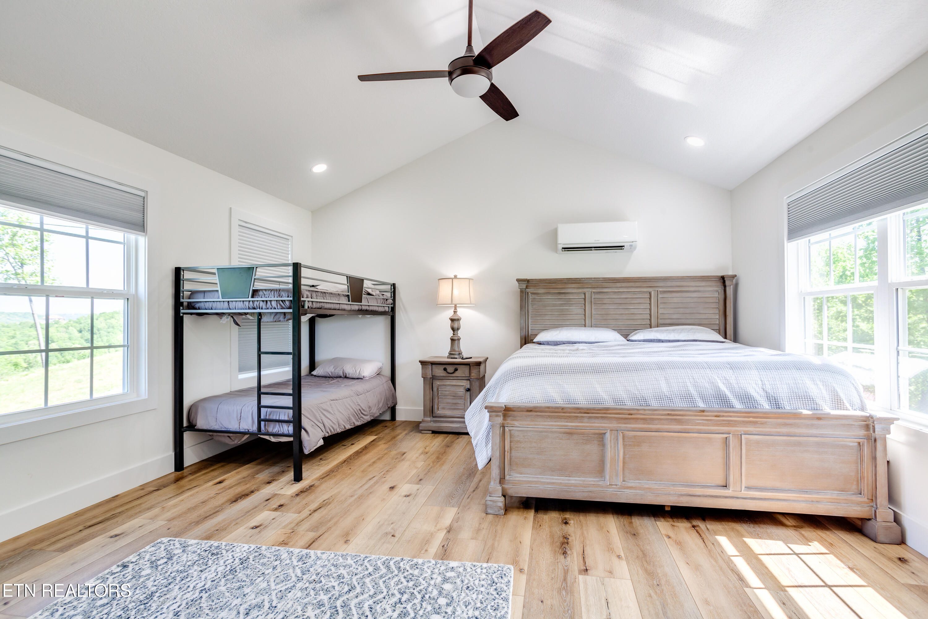 170 Sunset Boulevard Maynardville, TN 37807 - Photo 14 of 27 Master bed