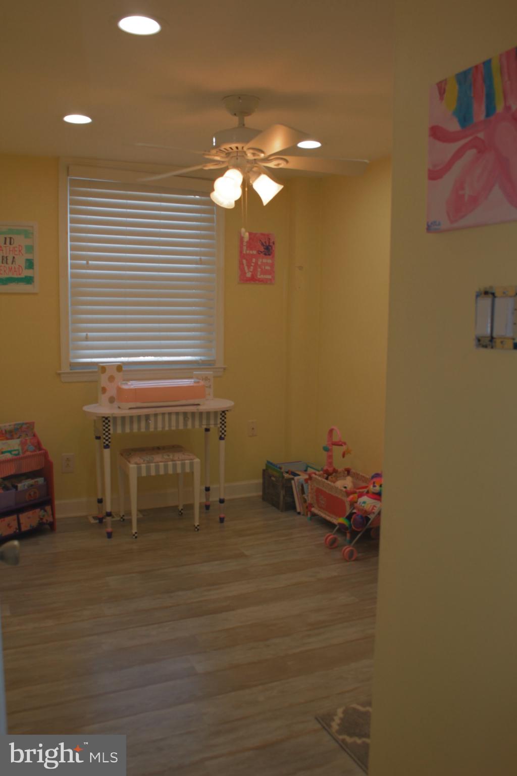 4120 Farmdale Road Philadelphia, PA 19154 - Photo 15 of 28 BEDROOM #2