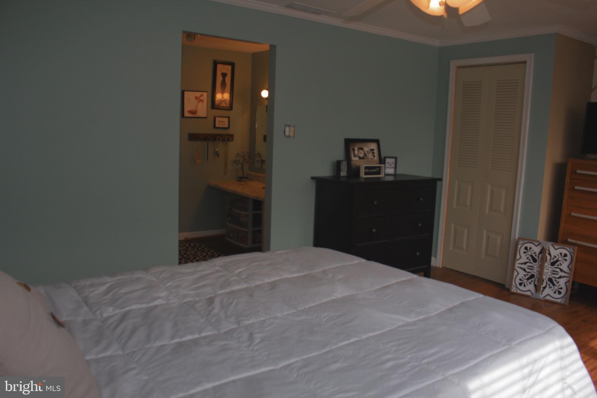 4120 Farmdale Road Philadelphia, PA 19154 - Photo 21 of 28 MASTER BEDROOM