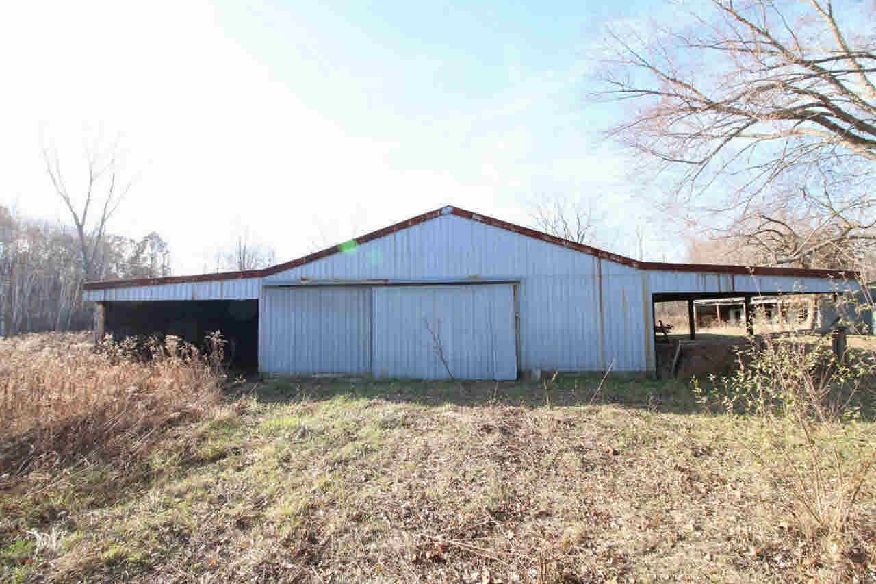 13385 North Genesee Road Clio, MI 48420 - Photo 14 of 26
