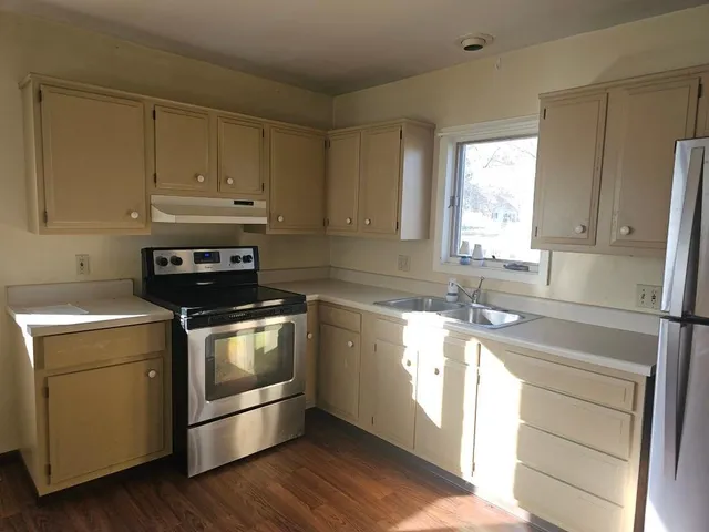 $51,900 | 415 Central Avenue, Madison, MN 56256