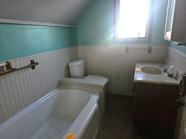 $51,900 | 415 Central Avenue, Madison, MN 56256