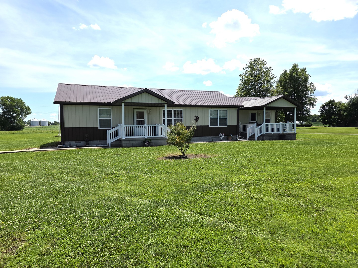 201 3rd Street Clay City, IL 62824 - Photo 91 of 92