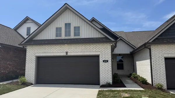 $349,990 | 498 West Foxrun, Springfield, TN 37172