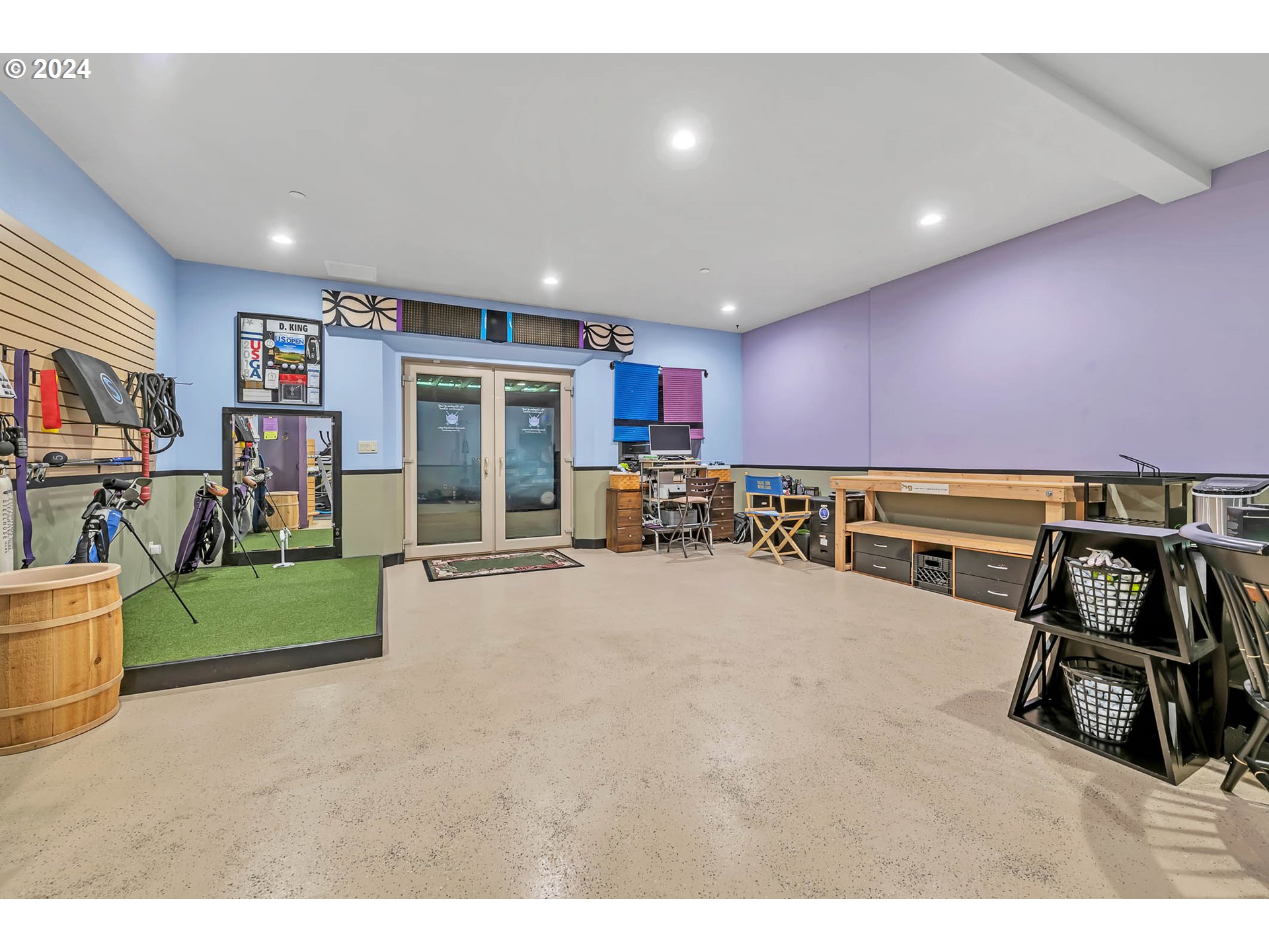 2735 Emerald Street Eugene, OR 97403 - Photo 28 of 47 a view of a room with gym equipment