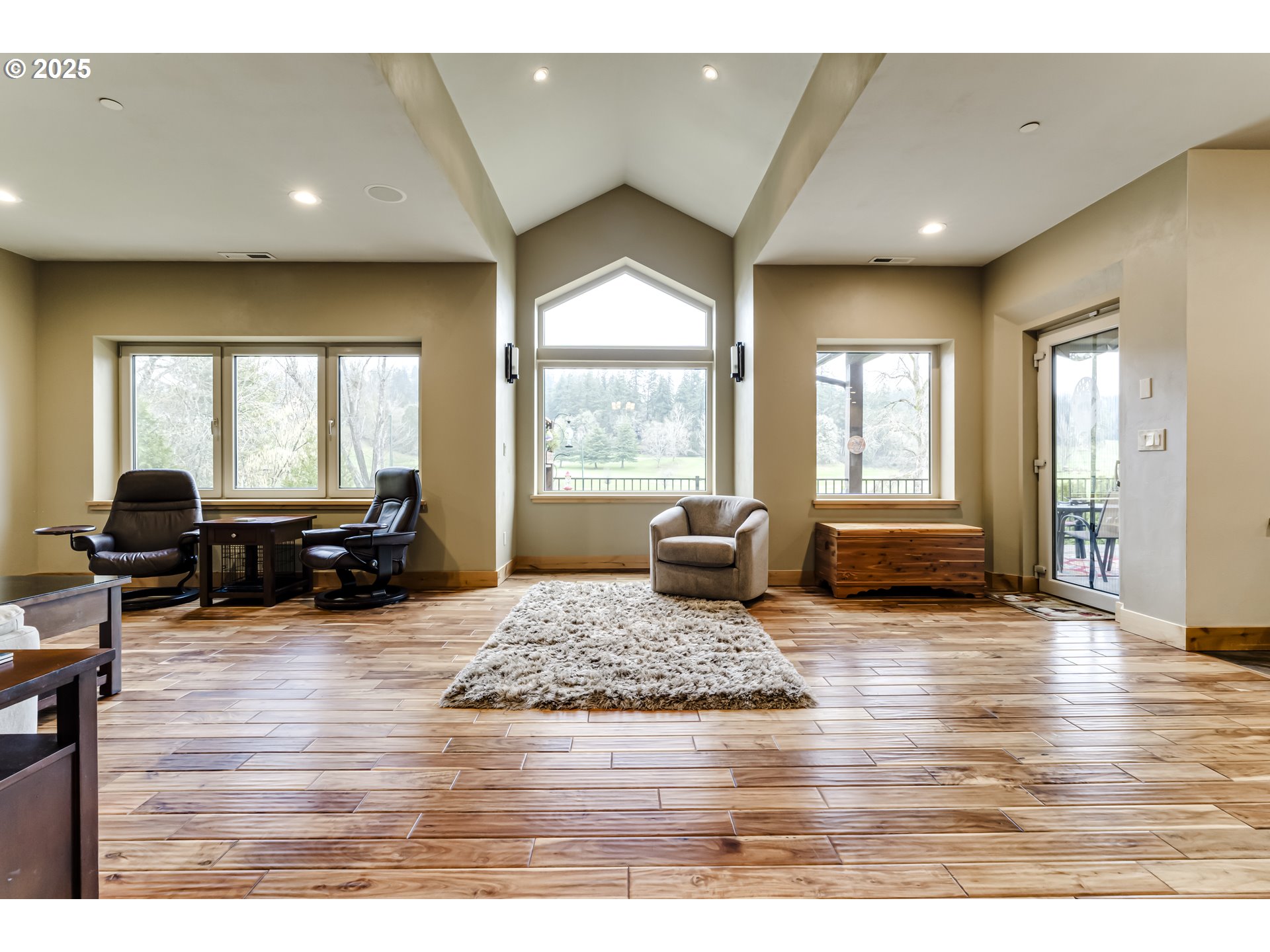 2735 Emerald Street Eugene, OR 97403 - Photo 4 of 47 a living room with furniture window and wooden floor