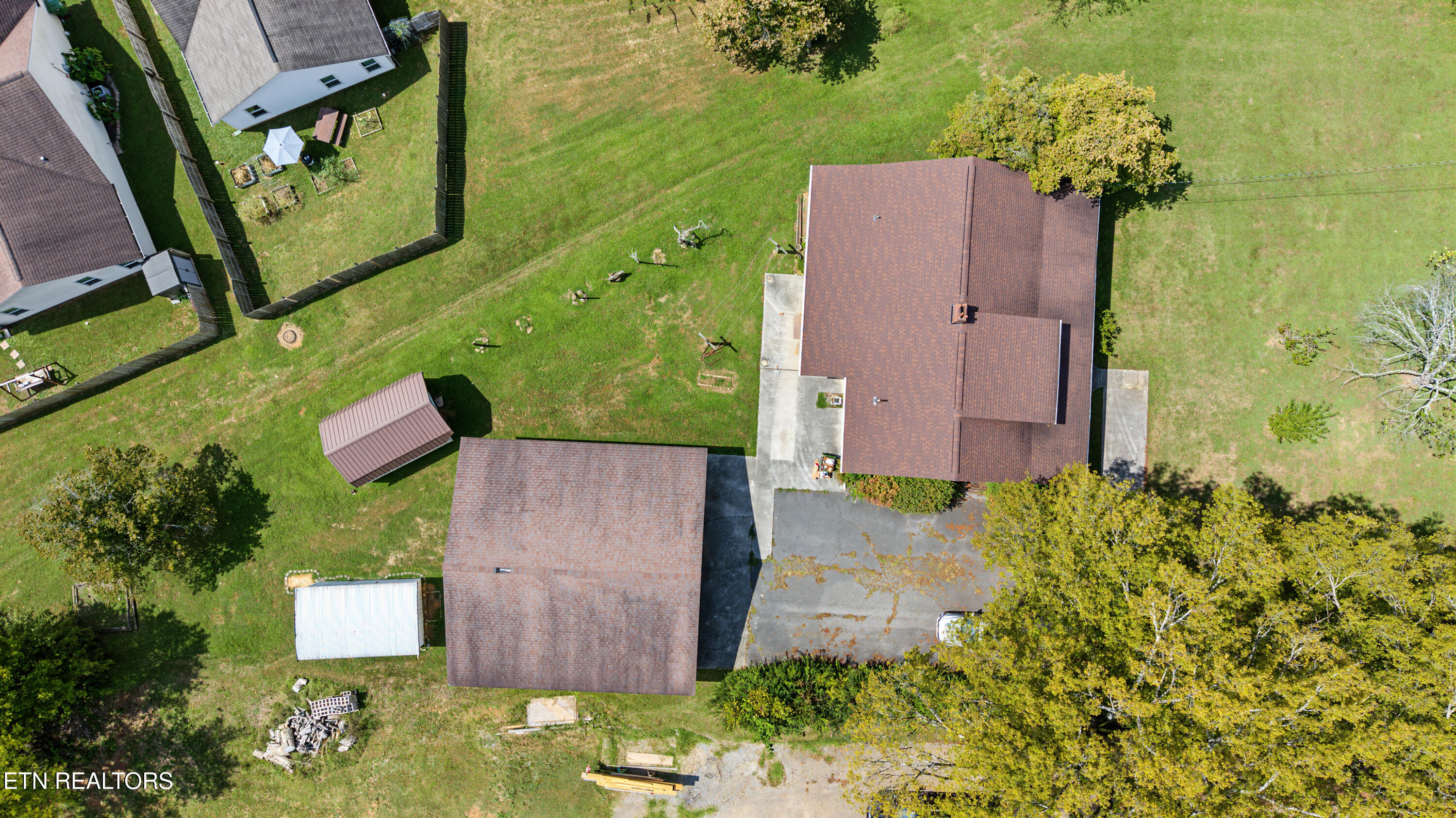 2330 Sevierville Road Maryville, TN 37804 - Photo 45 of 48 DJI_20260914130545_0462_D-2