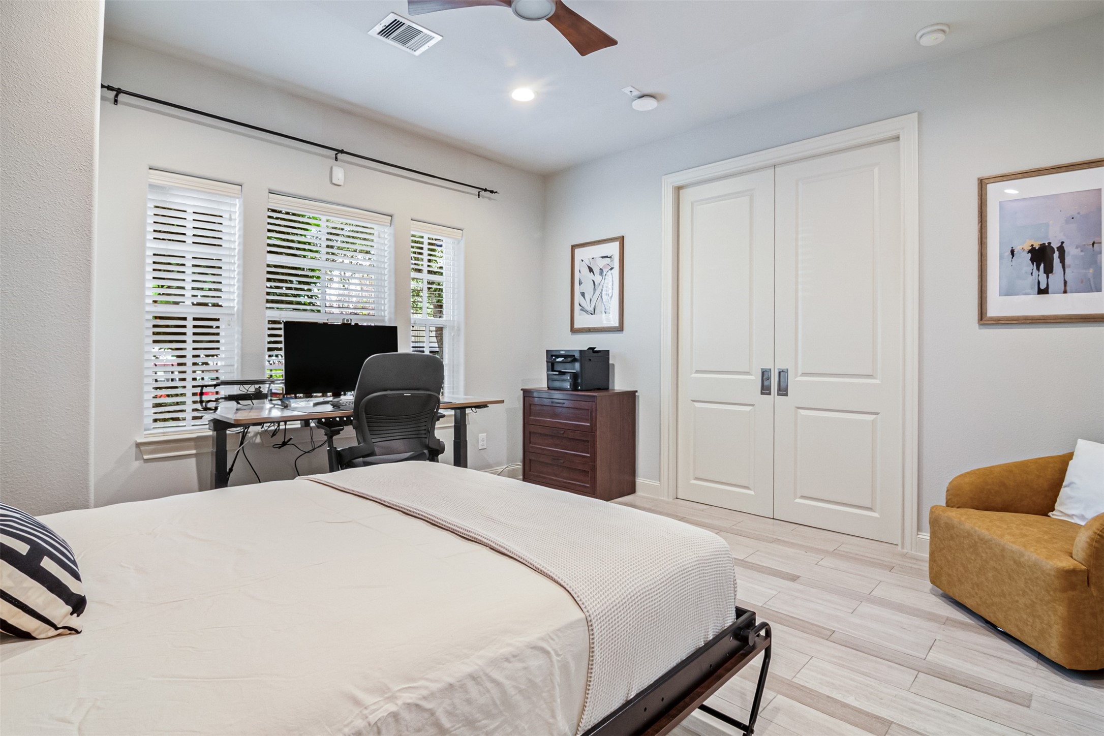 1847 Edwards Street Houston, TX 77007 - Photo 8 of 26 Gallery Image 8
