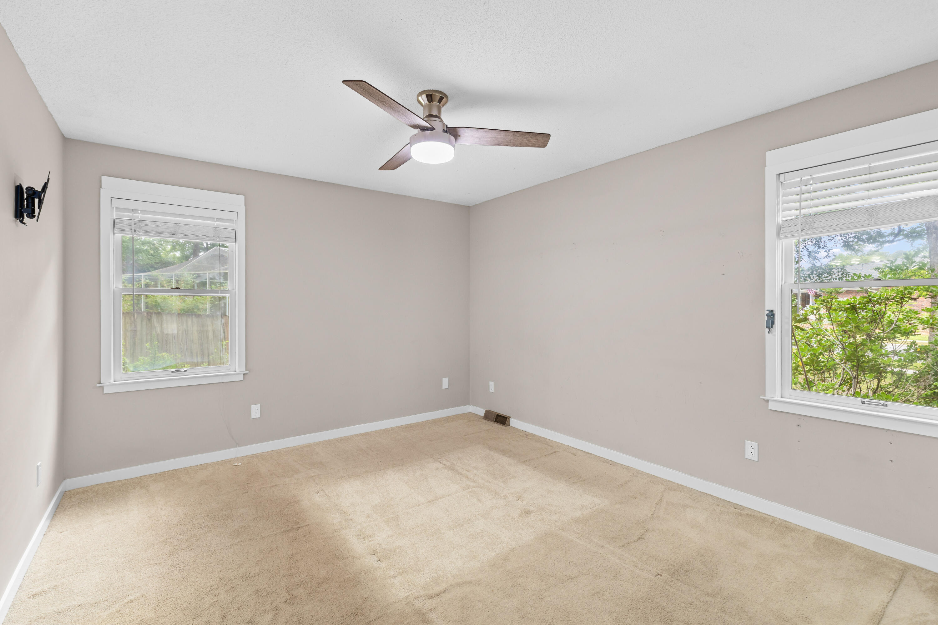 100 Medway Square Summerville, SC 29485 - Photo 15 of 38 1G1A1807