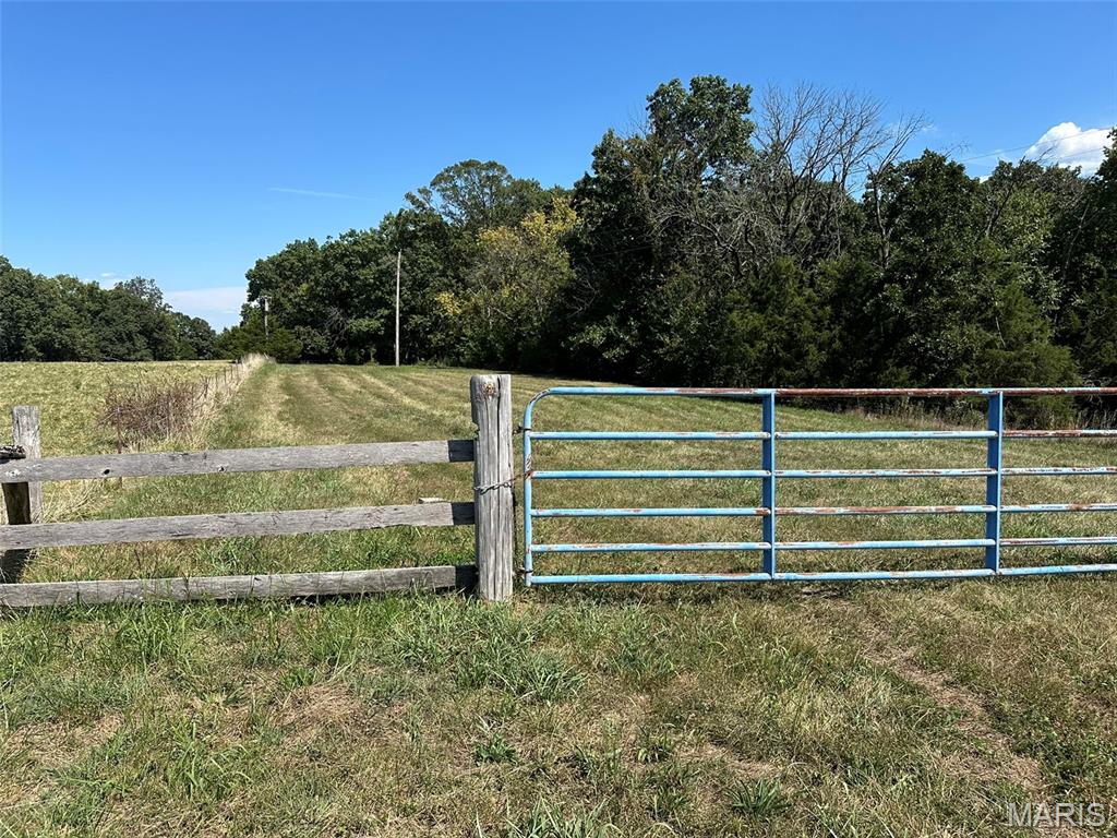 3932 Boeuf Lutheran Road New Haven, MO 63068 - Photo 5 of 11