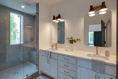 $699,900 | 6217 Laredo Avenue, Nashville, TN 37209