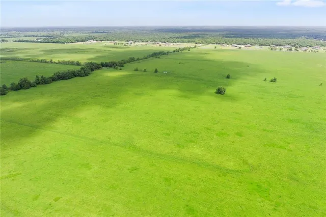 $4,900,000 | 2467 La 306 Highway, Des Allemands, LA 70030