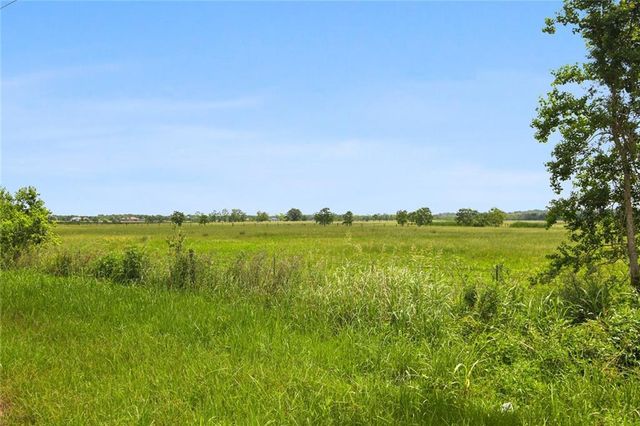 $4,900,000 | 2467 La 306 Highway, Des Allemands, LA 70030