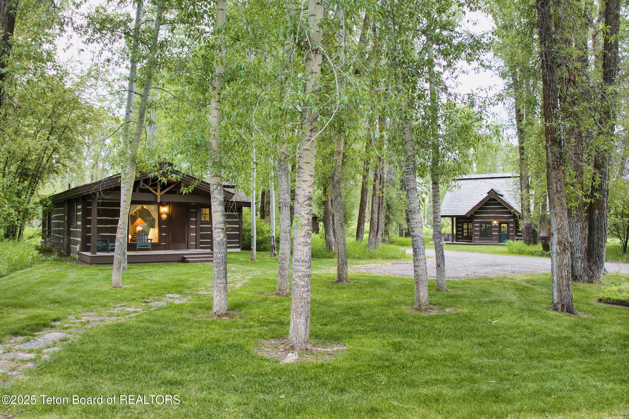 55 South Ely Springs Road Jackson, WY 83001 - Photo 14 of 69 55-ely-springs-jacksion-wy-6424