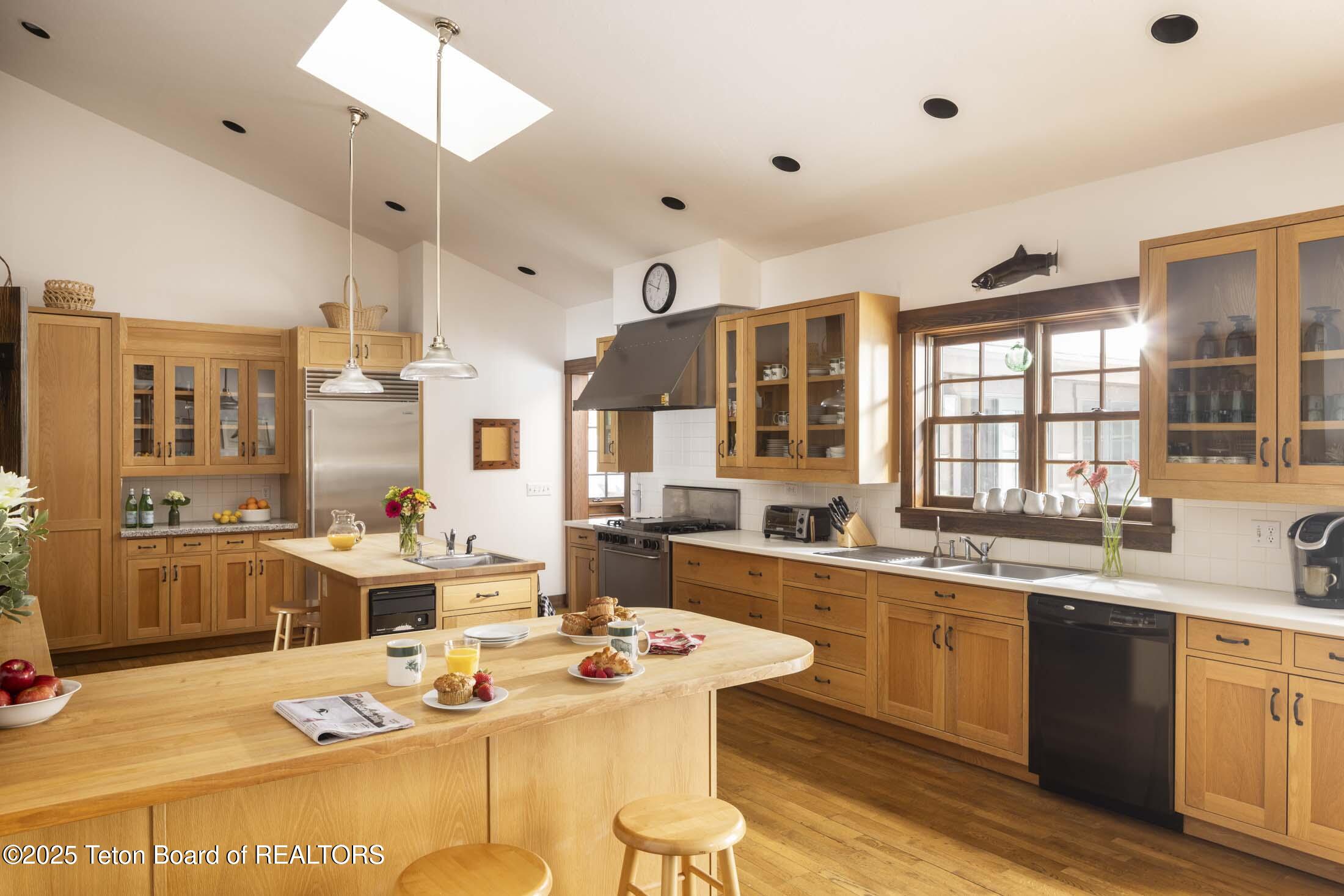 55 South Ely Springs Road Jackson, WY 83001 - Photo 32 of 69 RR Lodge