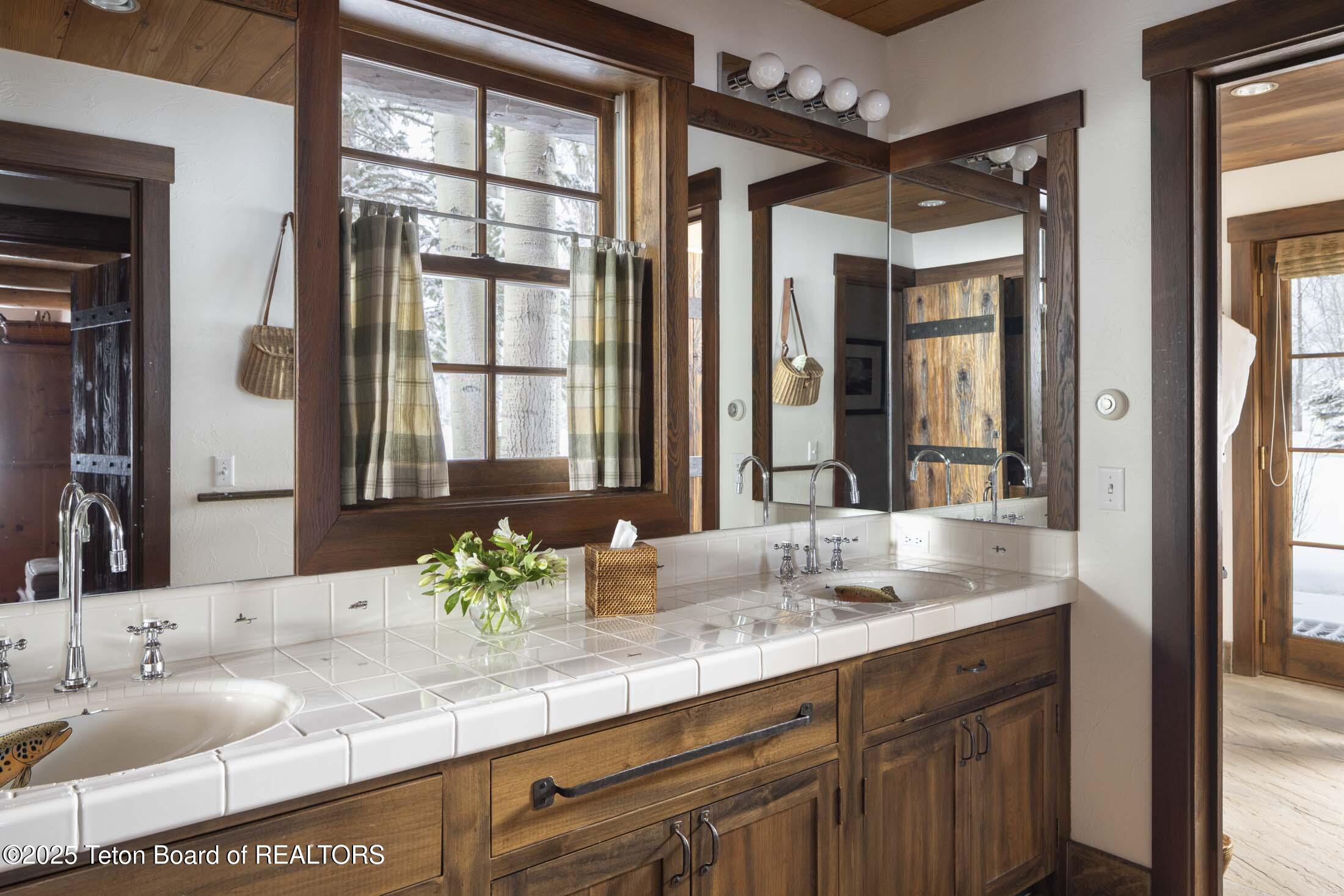 55 South Ely Springs Road Jackson, WY 83001 - Photo 39 of 69 RR Lodge