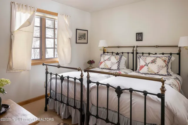 $39,950,000 | 55 South Ely Springs Road, Jackson, WY 83001