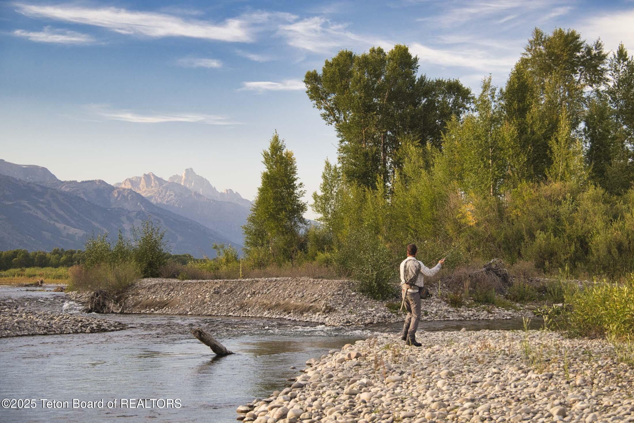 55 South Ely Springs Road Jackson, WY 83001 - Photo 10 of 69 ely-springs-real-estate-jackson-hole-wy-