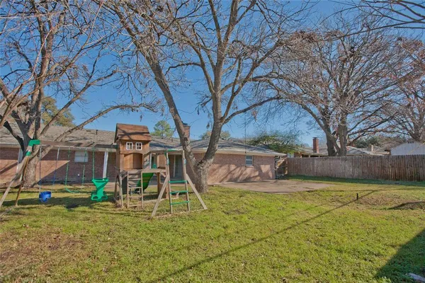 $318,000 | 3821 Winifred Drive, Fort Worth, TX 76133