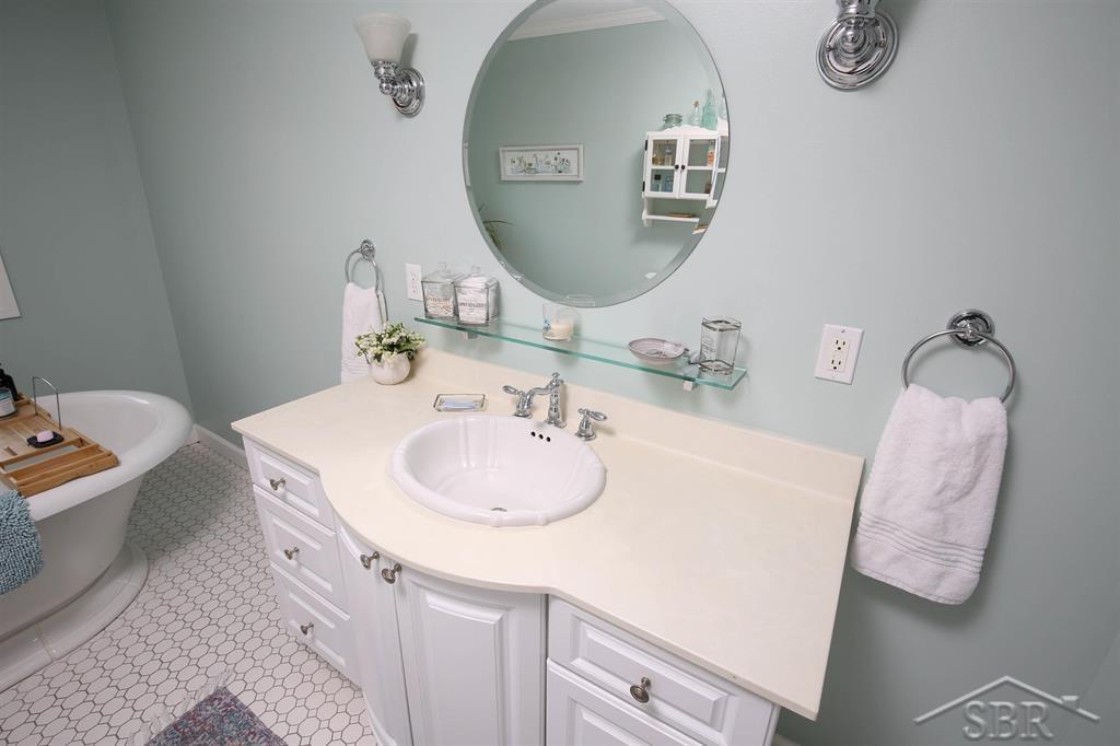 2268 East Bombay Road Midland, MI 48642 - Photo 32 of 72
