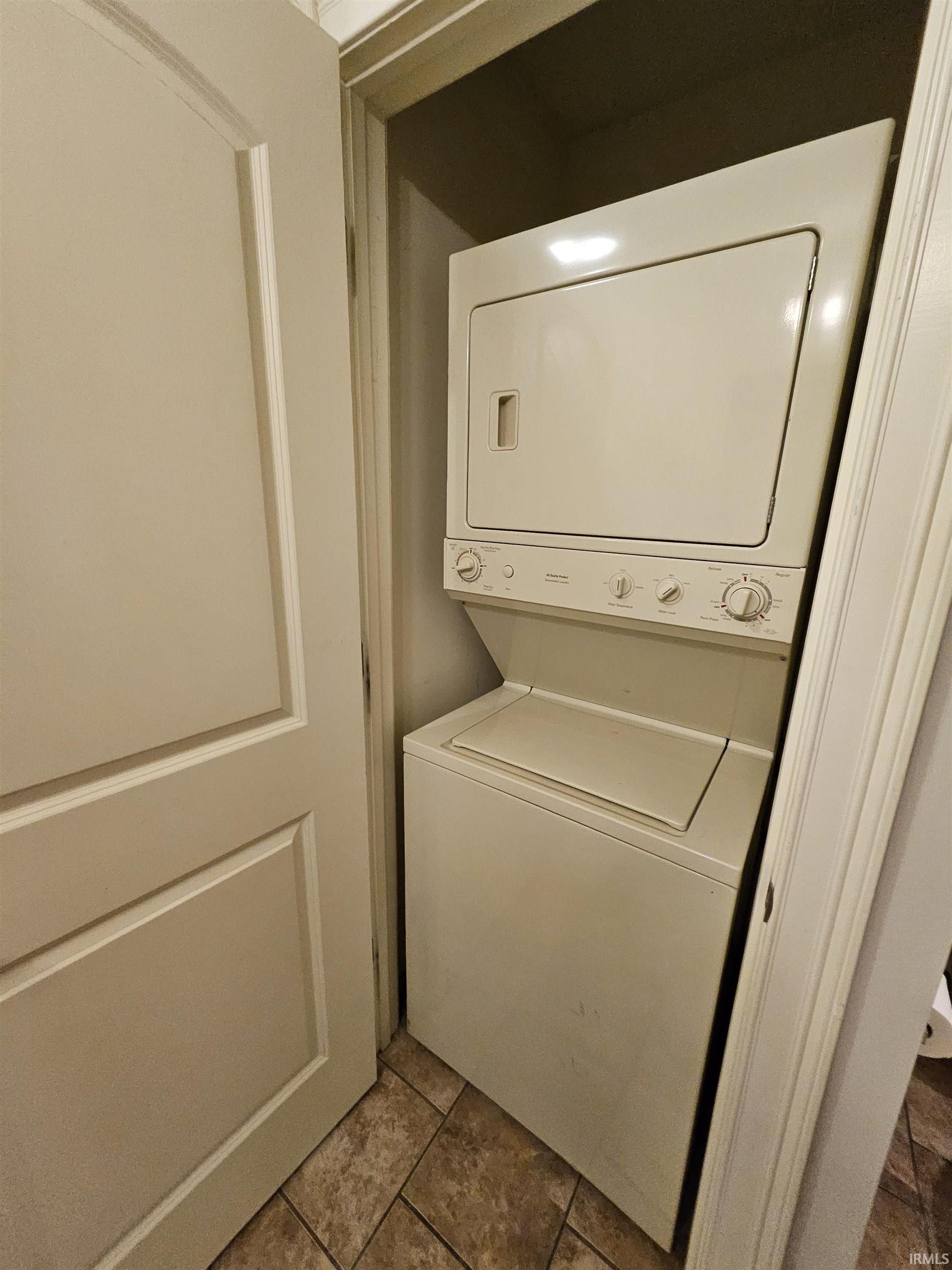 508 Main Street, Unit 2B Evansville, IN 47708 - Photo 18 of 28 Gallery Image 18