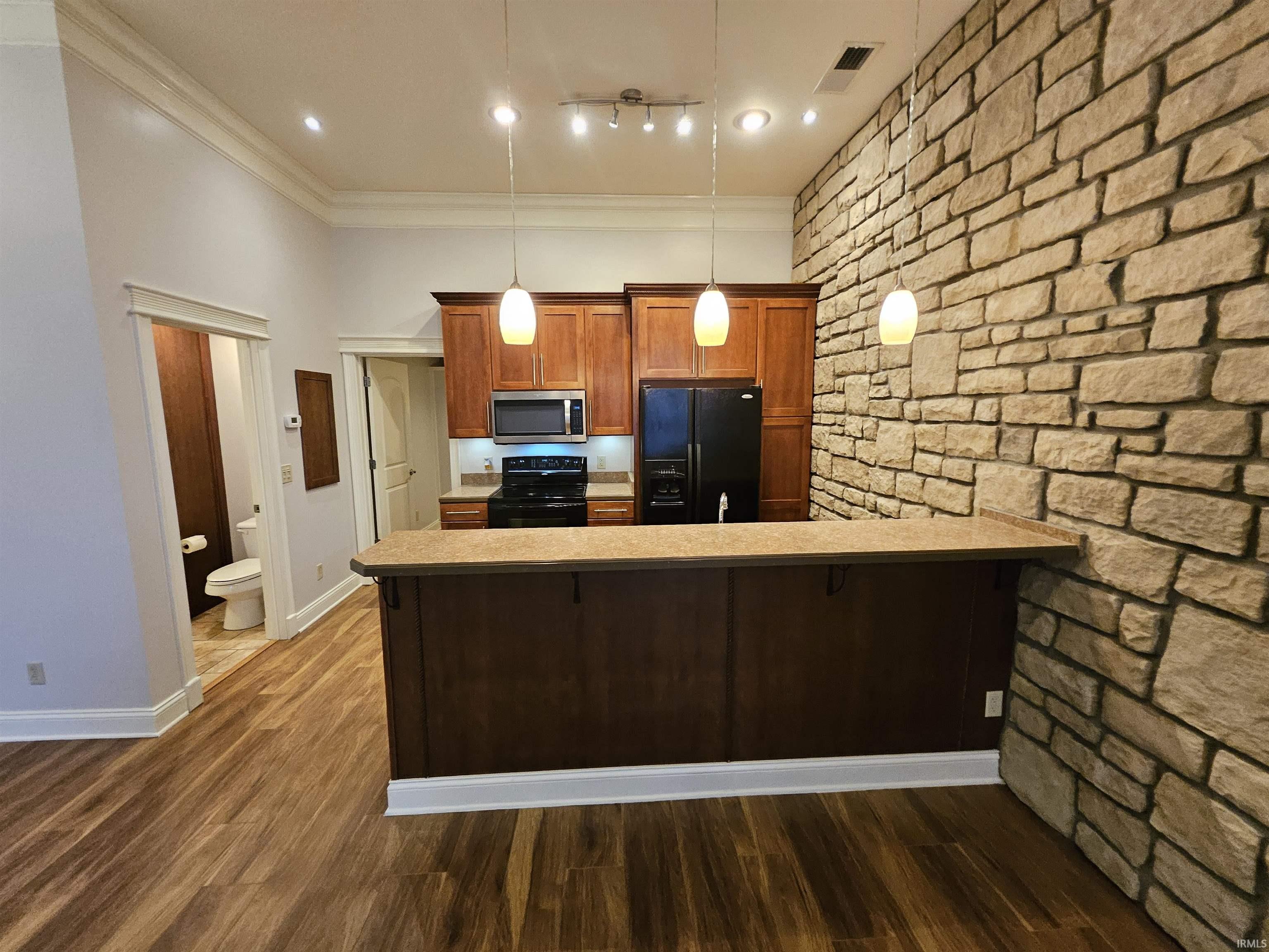 508 Main Street, Unit 2B Evansville, IN 47708 - Photo 10 of 28 Gallery Image 10