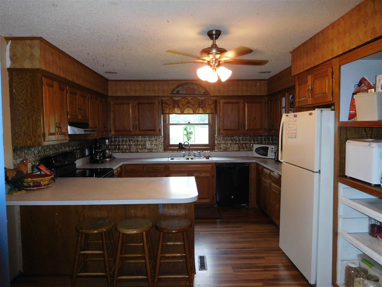 1130 Clutter Road Lynnville, IN 47619 - Photo 9 of 30 Gallery Image 9