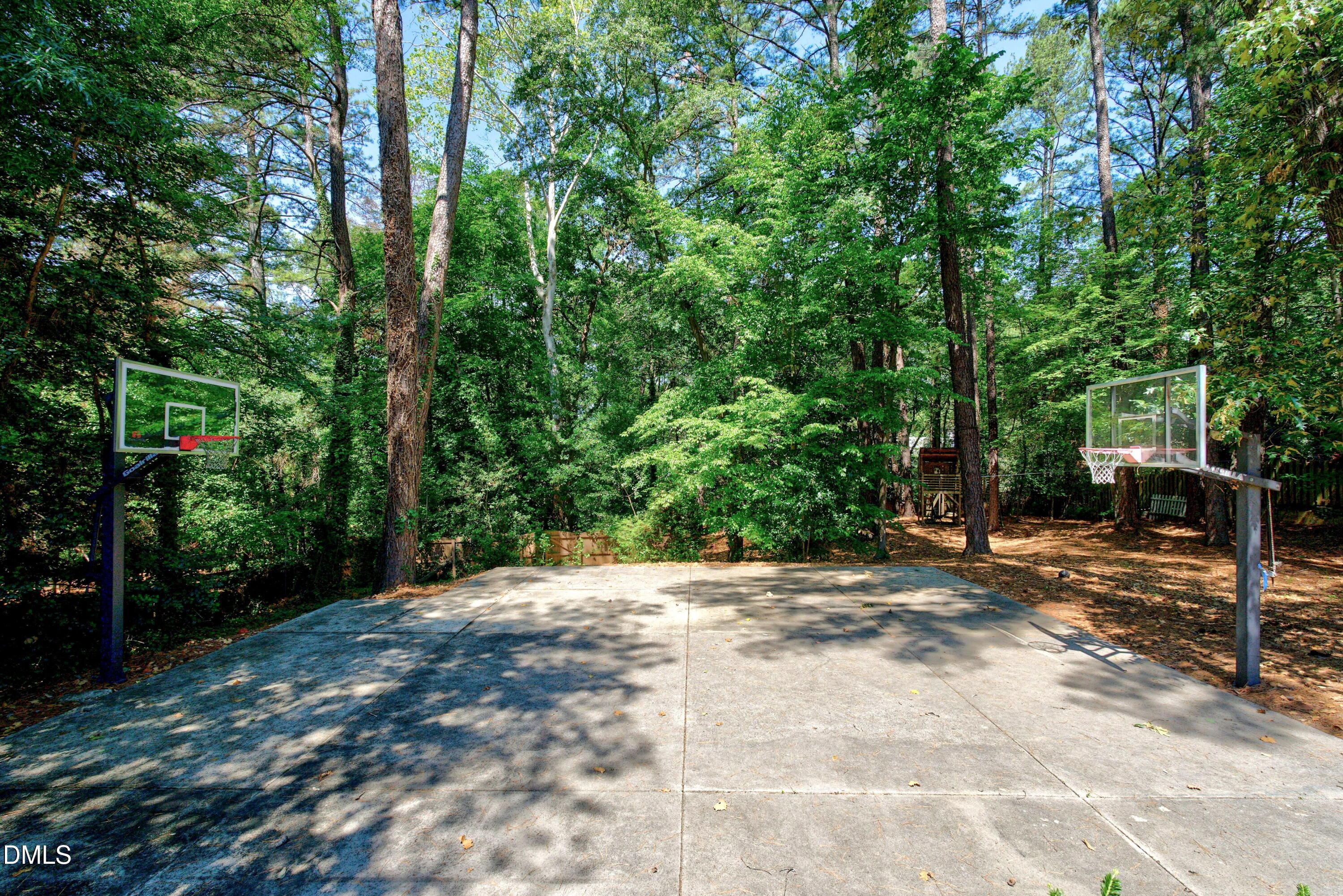 3517 Chaucer Place Raleigh, NC 27609 - Photo 29 of 42
