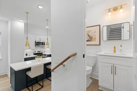 $419,900 | 717 Janisch Road, Unit I, Houston, TX 77018