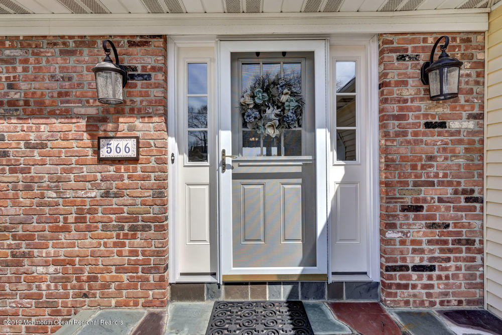 566 Harbor Road Brick, NJ 08724 - Photo 17 of 100 010_dsc05739