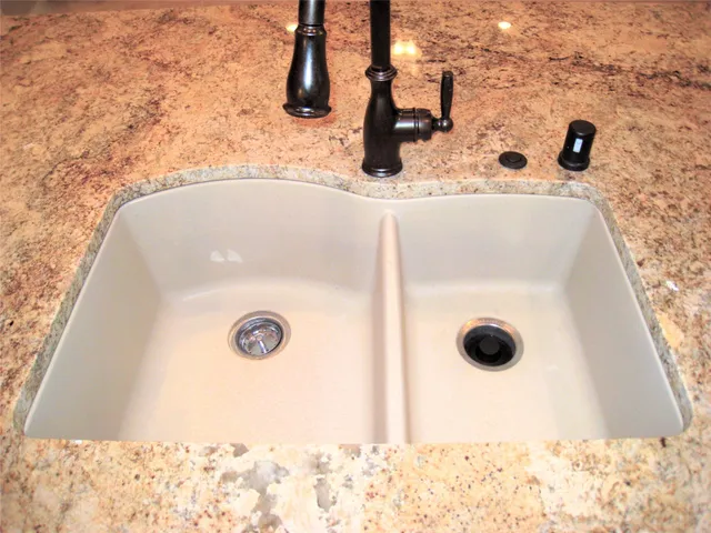 a bathroom with a tub