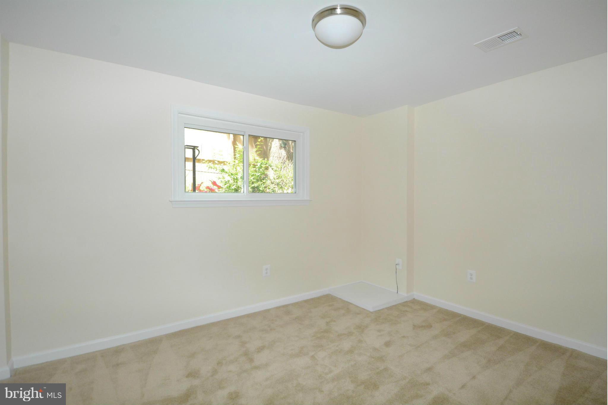 6326 Alberta Street Springfield, VA 22152 - Photo 19 of 30 Bedroom