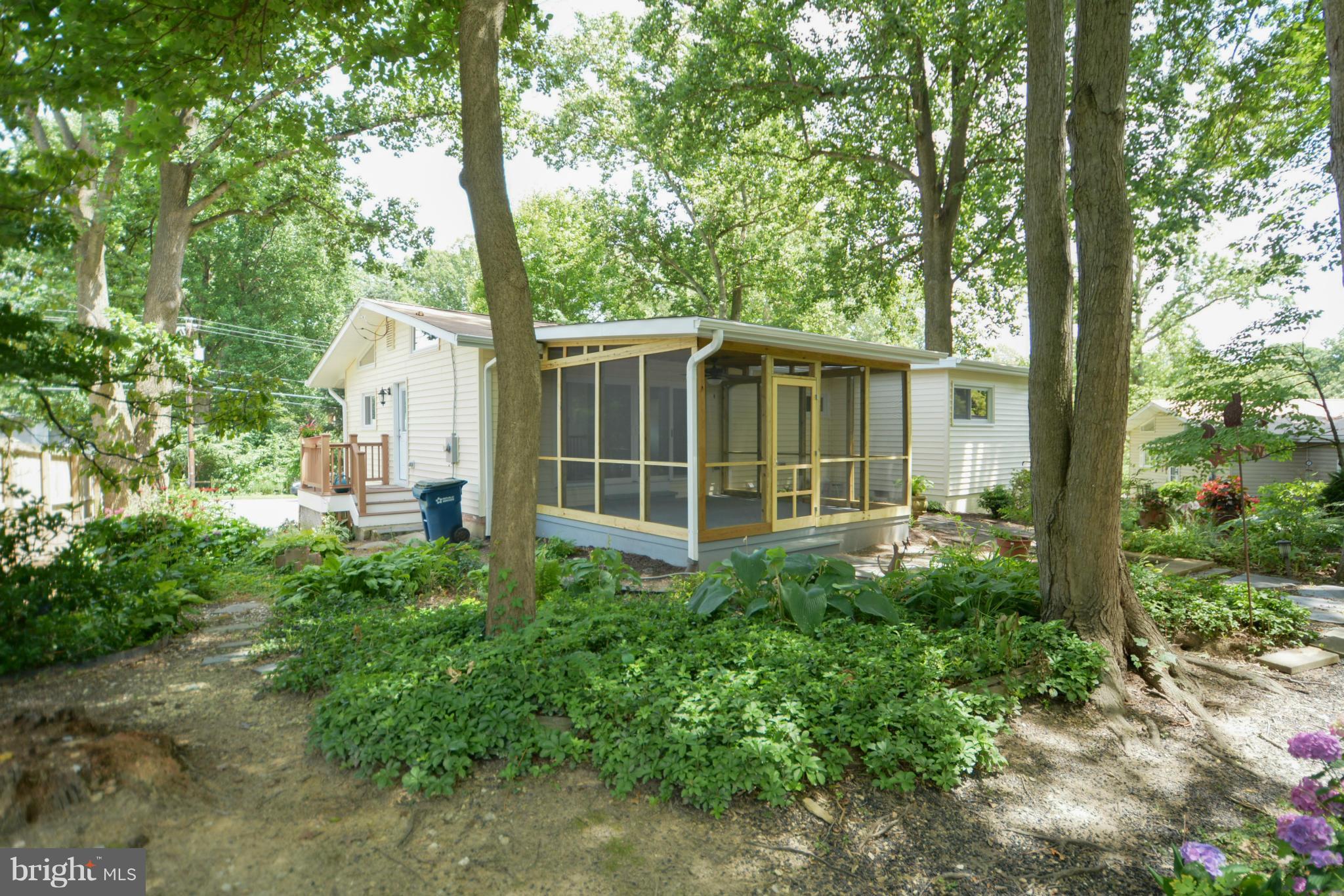6326 Alberta Street Springfield, VA 22152 - Photo 26 of 30 Exterior (Rear)
