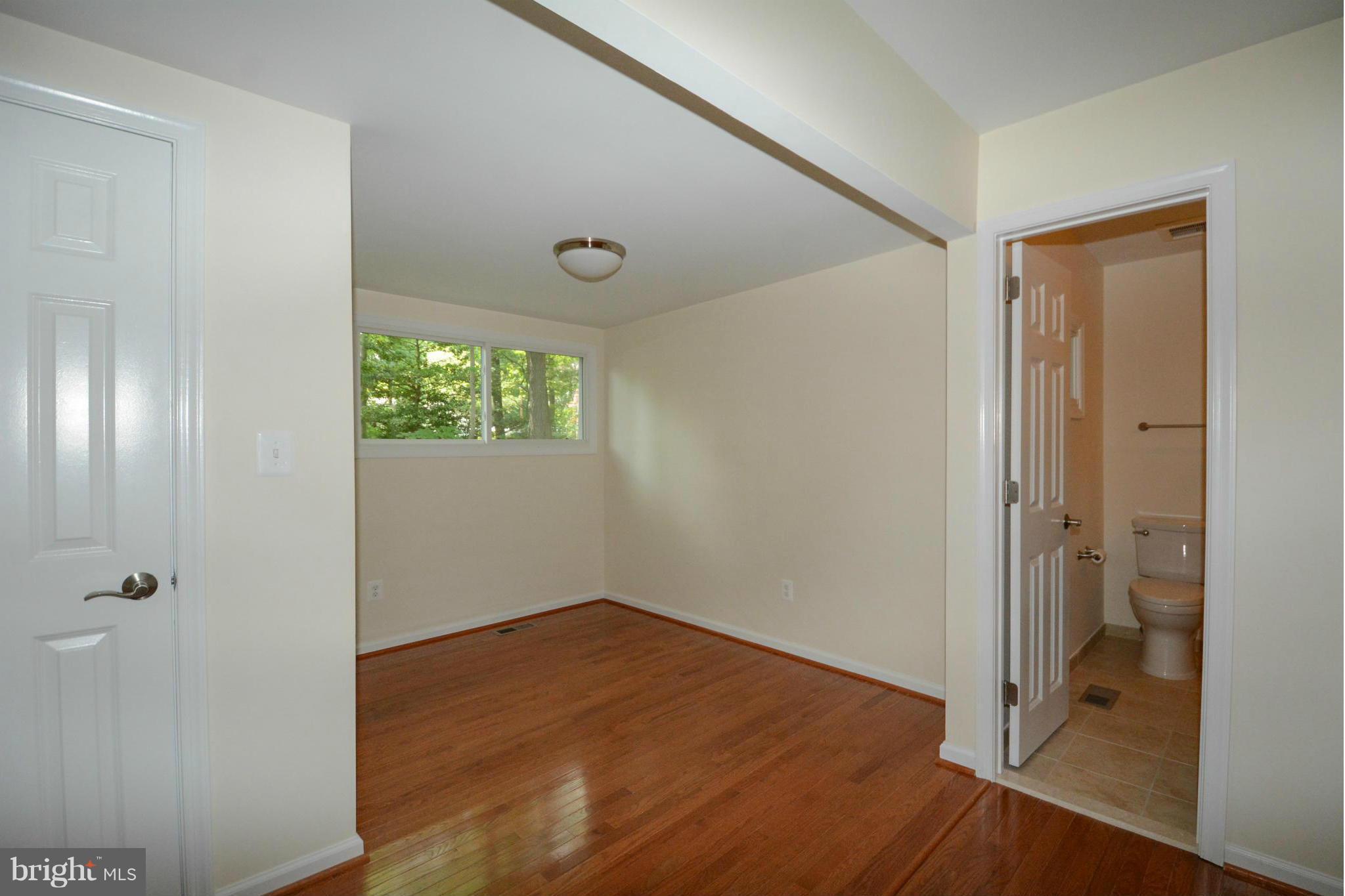 6326 Alberta Street Springfield, VA 22152 - Photo 10 of 30 Bedroom (Master)