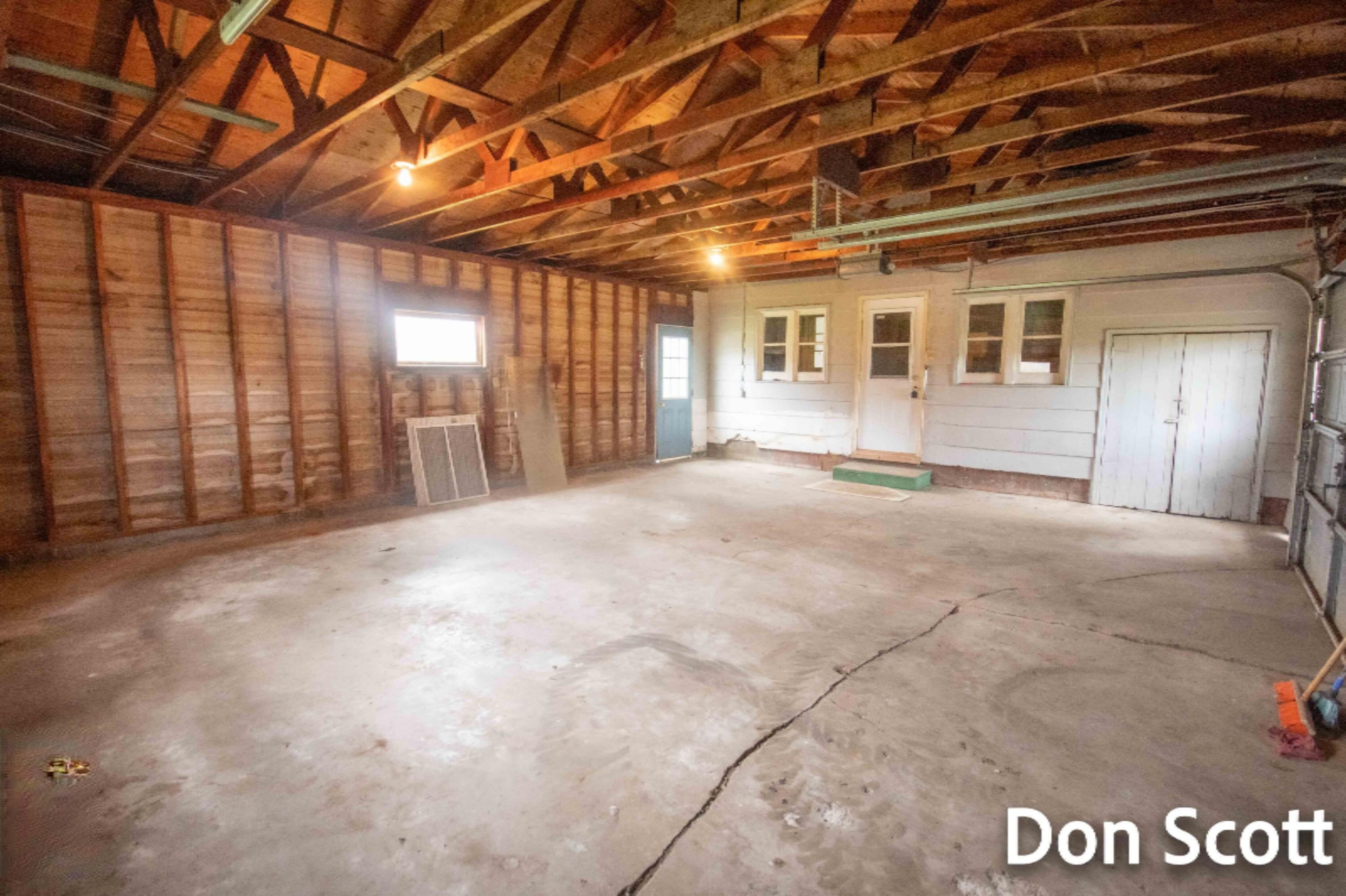 52 Shaw Road Bailey, MI 49303 - Photo 8 of 34 KMH_6534