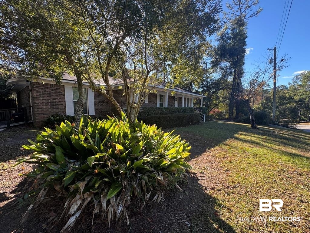 205 Montclair Loop Daphne, AL 36526 - Photo 18 of 19 View of yard