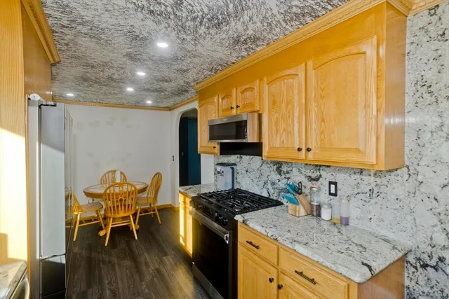 $399,900 | 10 View Street, Holyoke, MA 01040