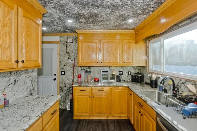 $399,900 | 10 View Street, Holyoke, MA 01040