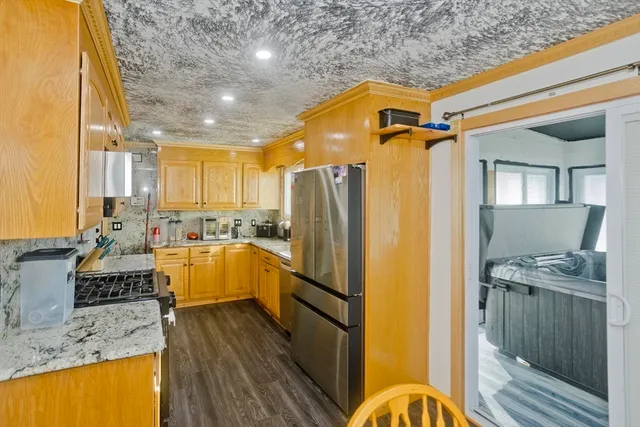 $399,900 | 10 View Street, Holyoke, MA 01040