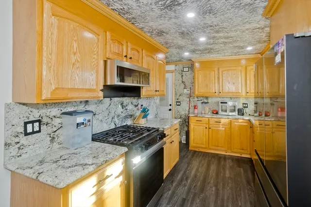 $399,900 | 10 View Street, Holyoke, MA 01040