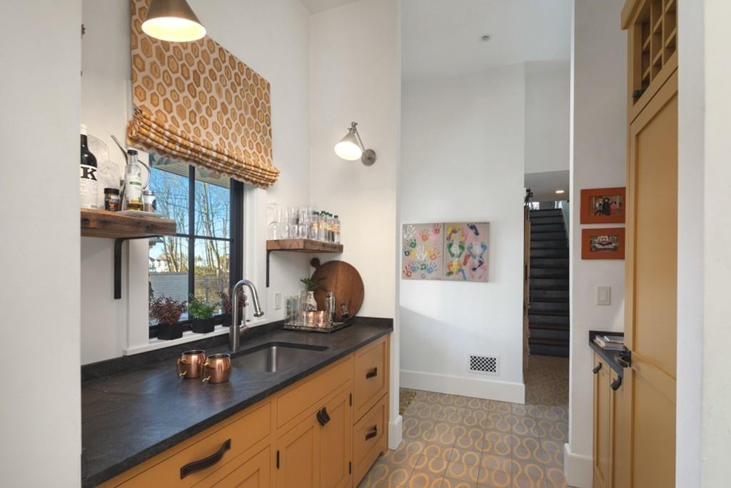 34 Martins Lane Hingham, MA 02043 - Photo 21 of 42 a room with gym equipment