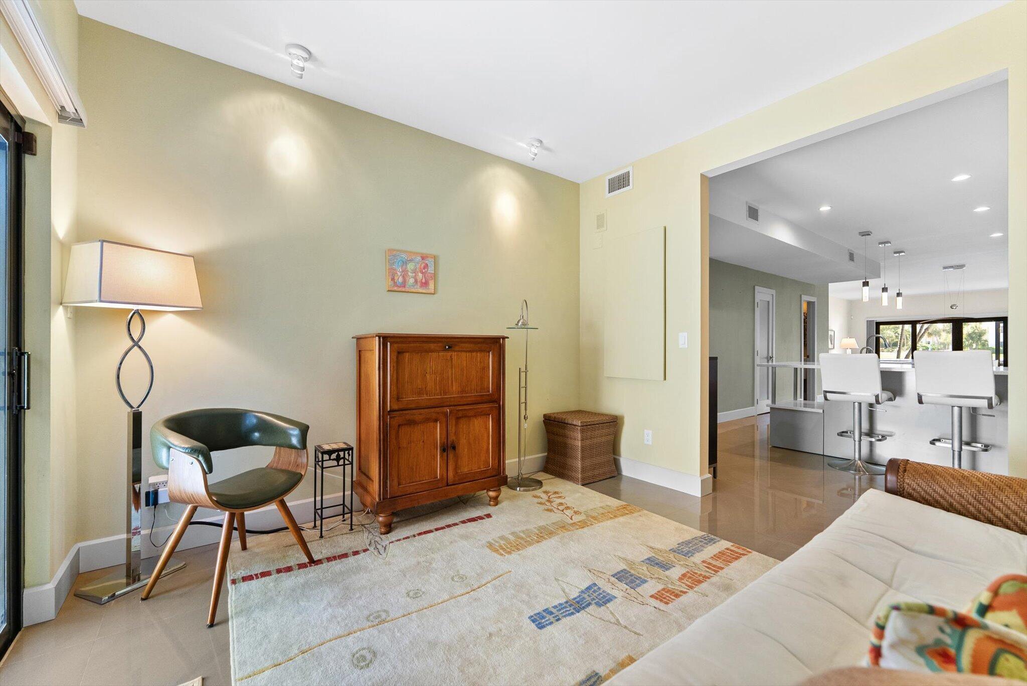 1301 North Riverside Drive, Unit 10 Pompano Beach, FL 33062 - Photo 19 of 40 18-18
