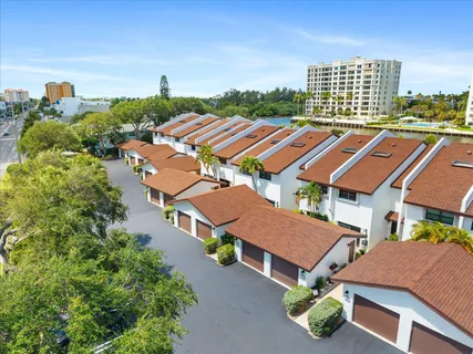 $799,000 | 1301 North Riverside Drive, Unit 10, Pompano Beach, FL 33062