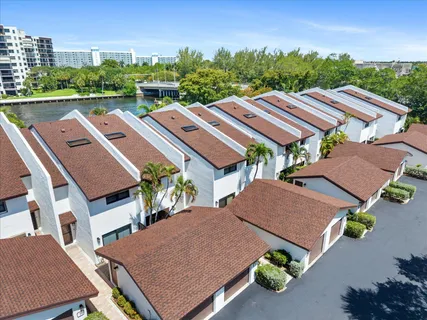 $799,000 | 1301 North Riverside Drive, Unit 10, Pompano Beach, FL 33062