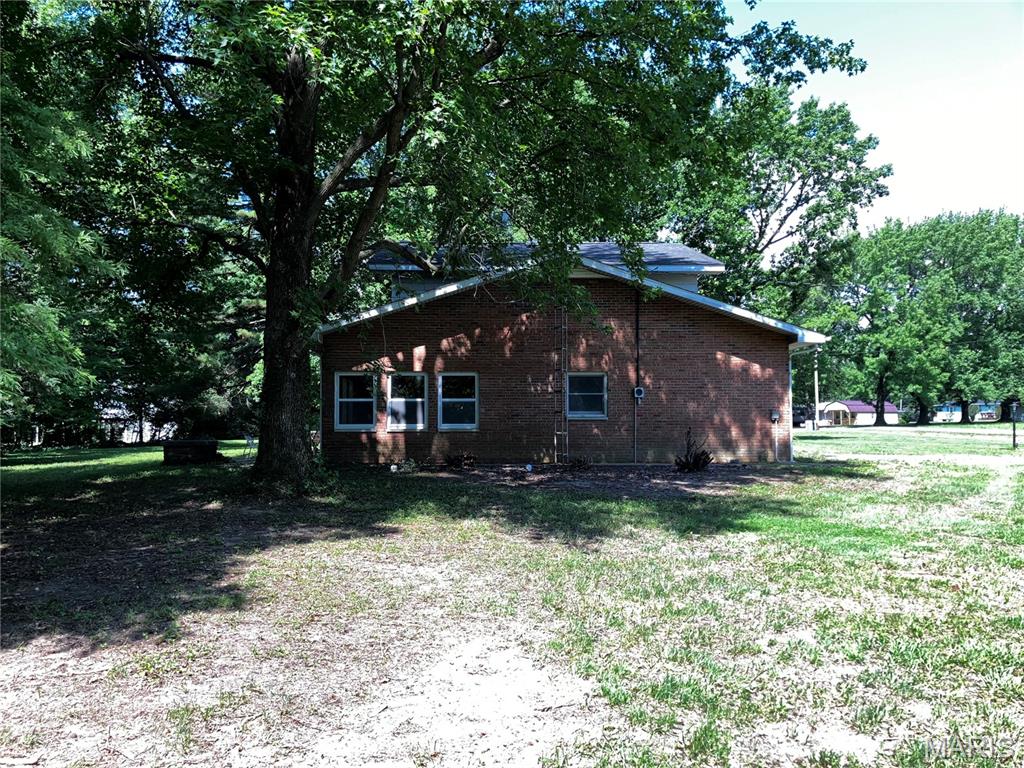 4612 Wood Duck Road Pinckneyville, IL 62274 - Photo 5 of 30 Gallery Image 5