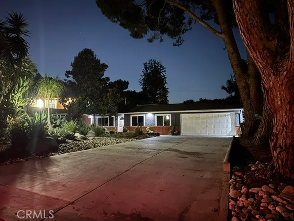 $5,000 | 19301 Maynard Way, North Tustin, CA 92705