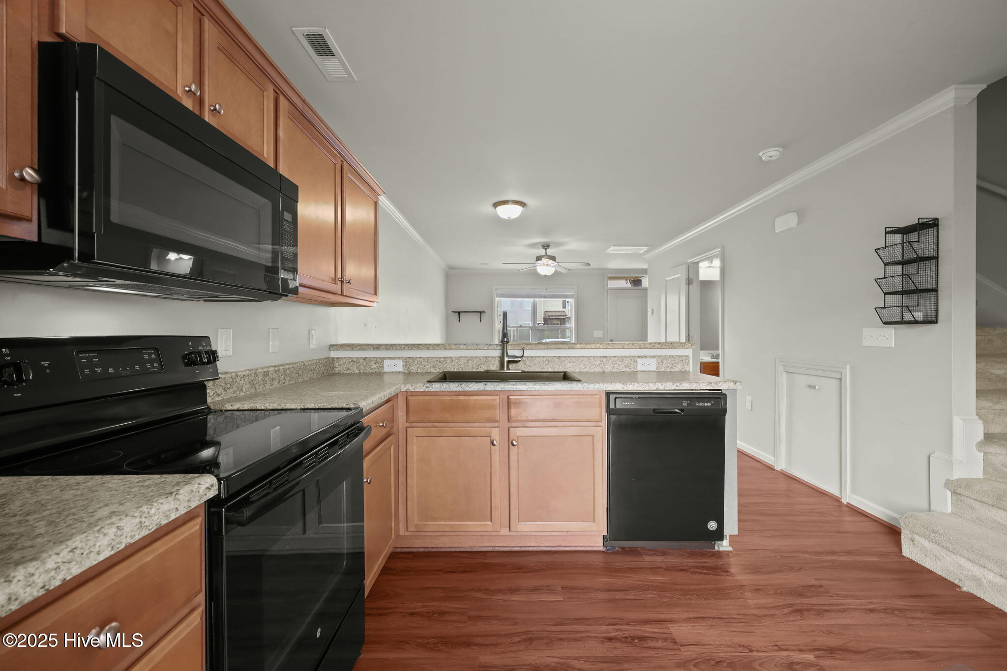 408 Sullivan Loop Road Midway Park, NC 28544 - Photo 11 of 36 8-web-or-mls-408 Sullivan Loop Rd 015