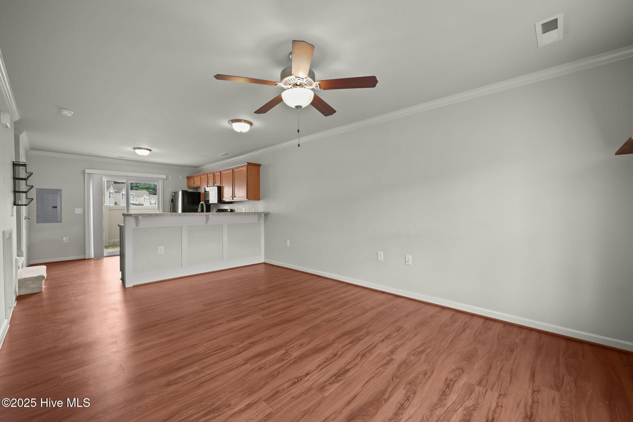 408 Sullivan Loop Road Midway Park, NC 28544 - Photo 3 of 36 4-web-or-mls-408 Sullivan Loop Rd 003