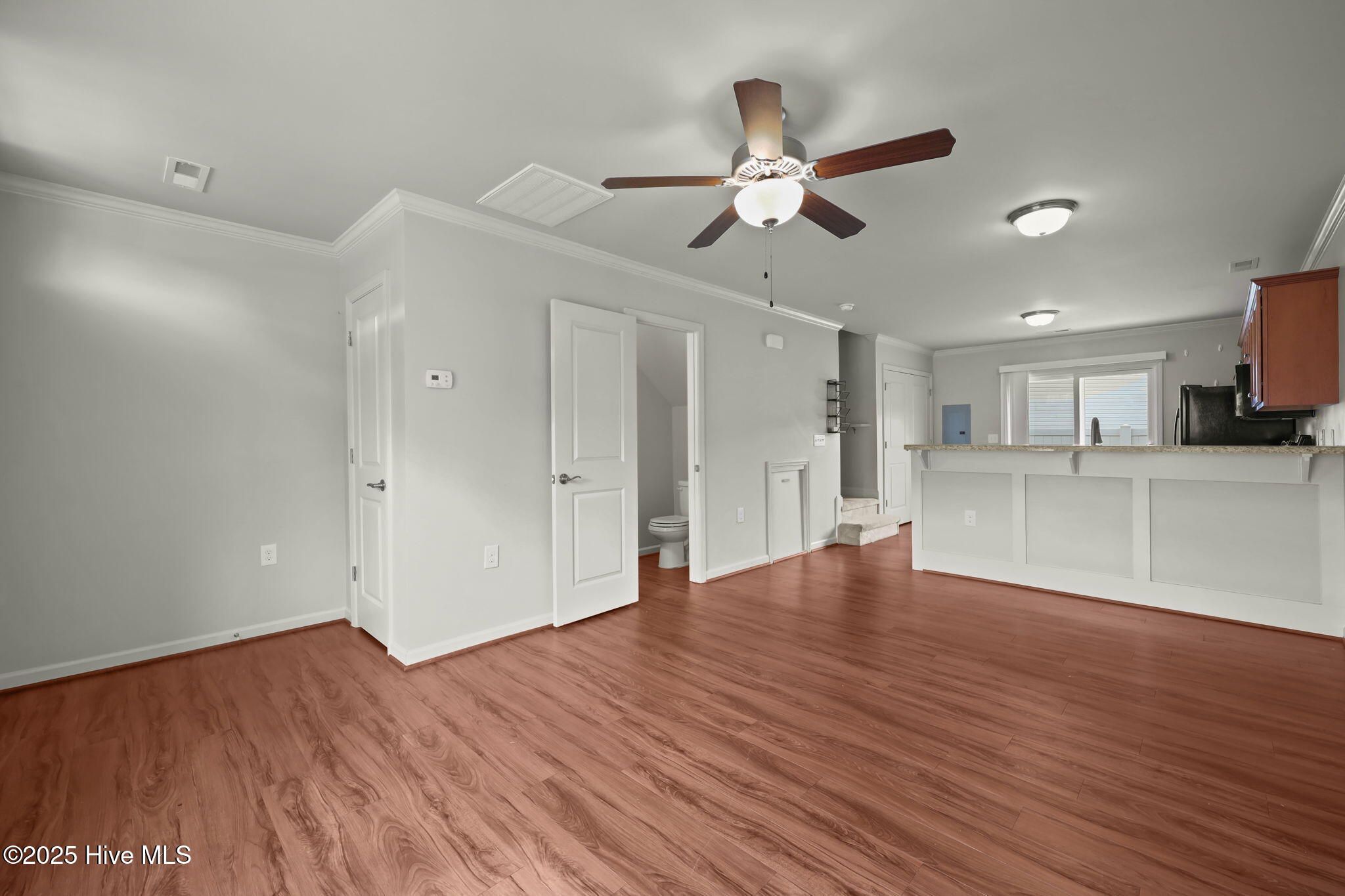 408 Sullivan Loop Road Midway Park, NC 28544 - Photo 4 of 36 5-web-or-mls-408 Sullivan Loop Rd 006