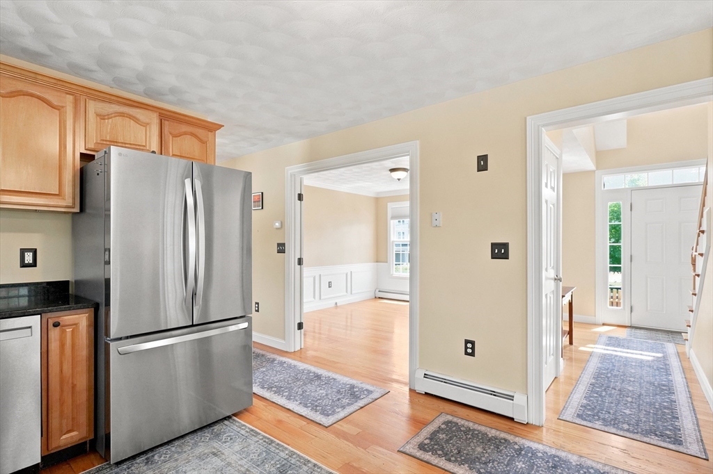 7 Old County Road Salisbury, MA 01952 - Photo 13 of 34